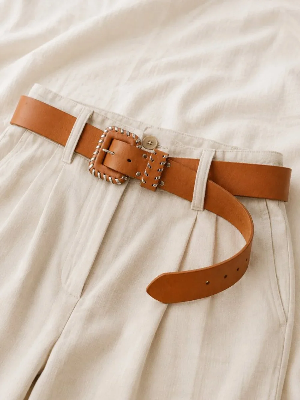 Accessories by Pearl Vintage Leather Whipstitch Wide Belt Tan Medium